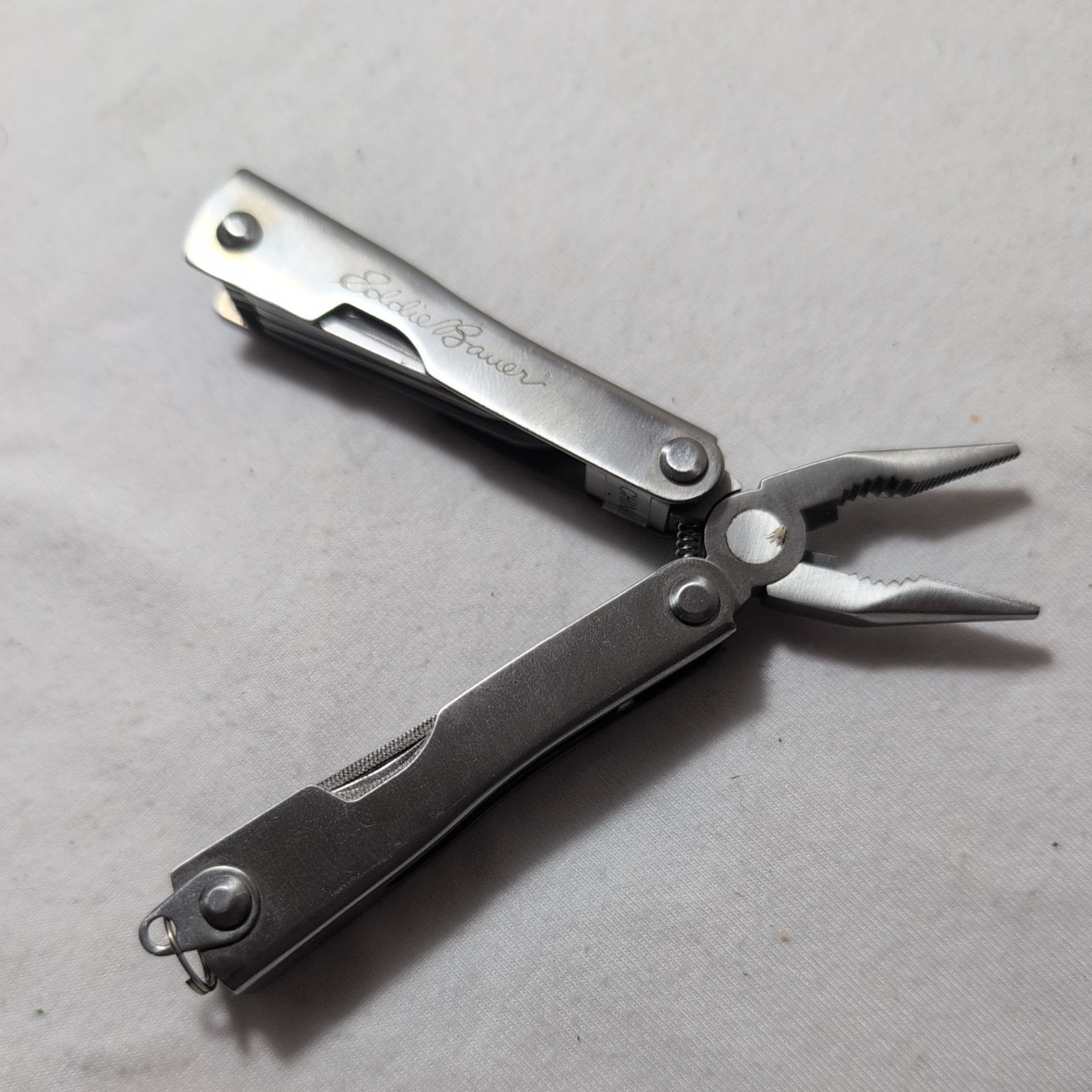 Eddie Bauer Silver Multi-Tool Multi Bit Screwdriver 2”