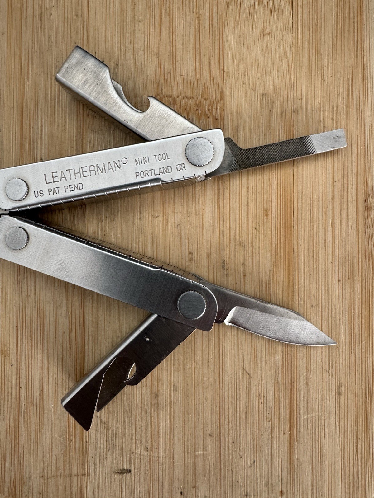 Leatherman MINI TOOL multitool. Variant w/US PAT PEND on Both Sides