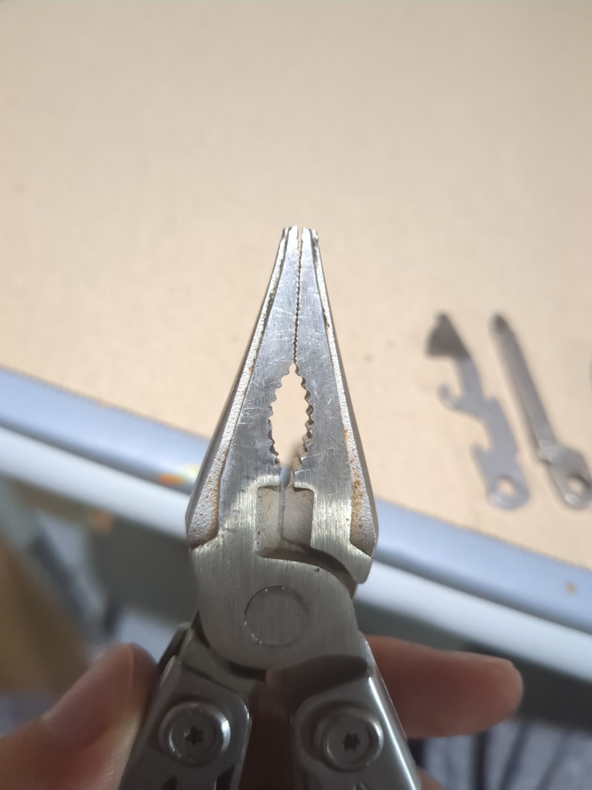 Gerber Gear Suspension-NXT 15-in-1 EDC Multi tool with Pocket Knife, Needle Nose