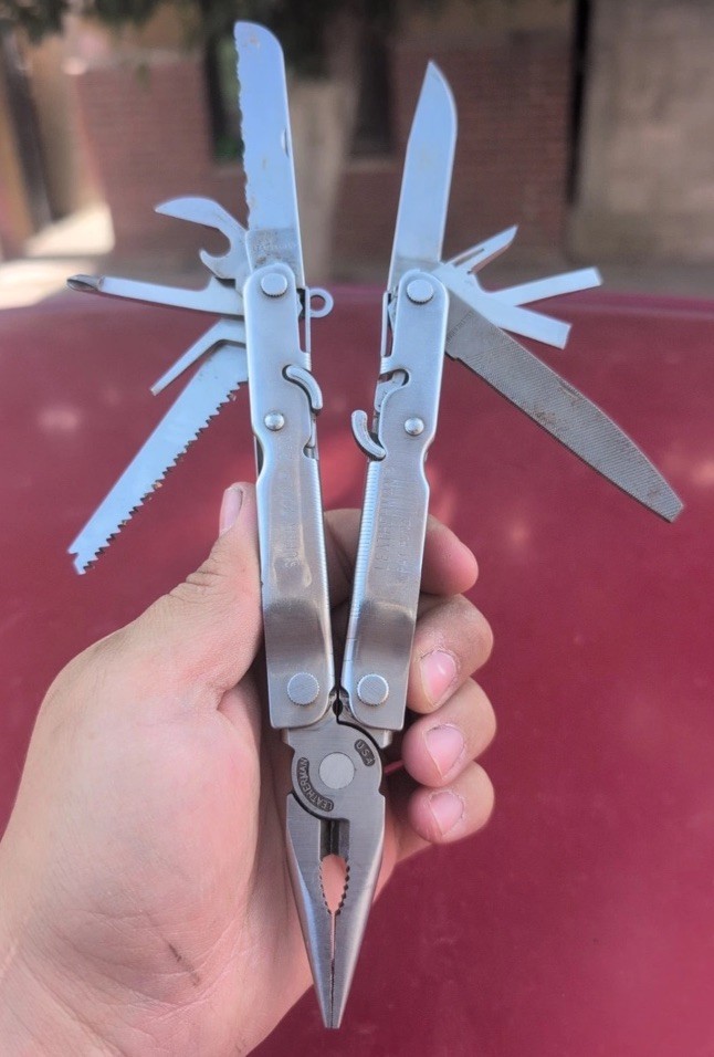 Original Leatherman Super Tool Portland USA Pat Pending / Sheath Great Condition