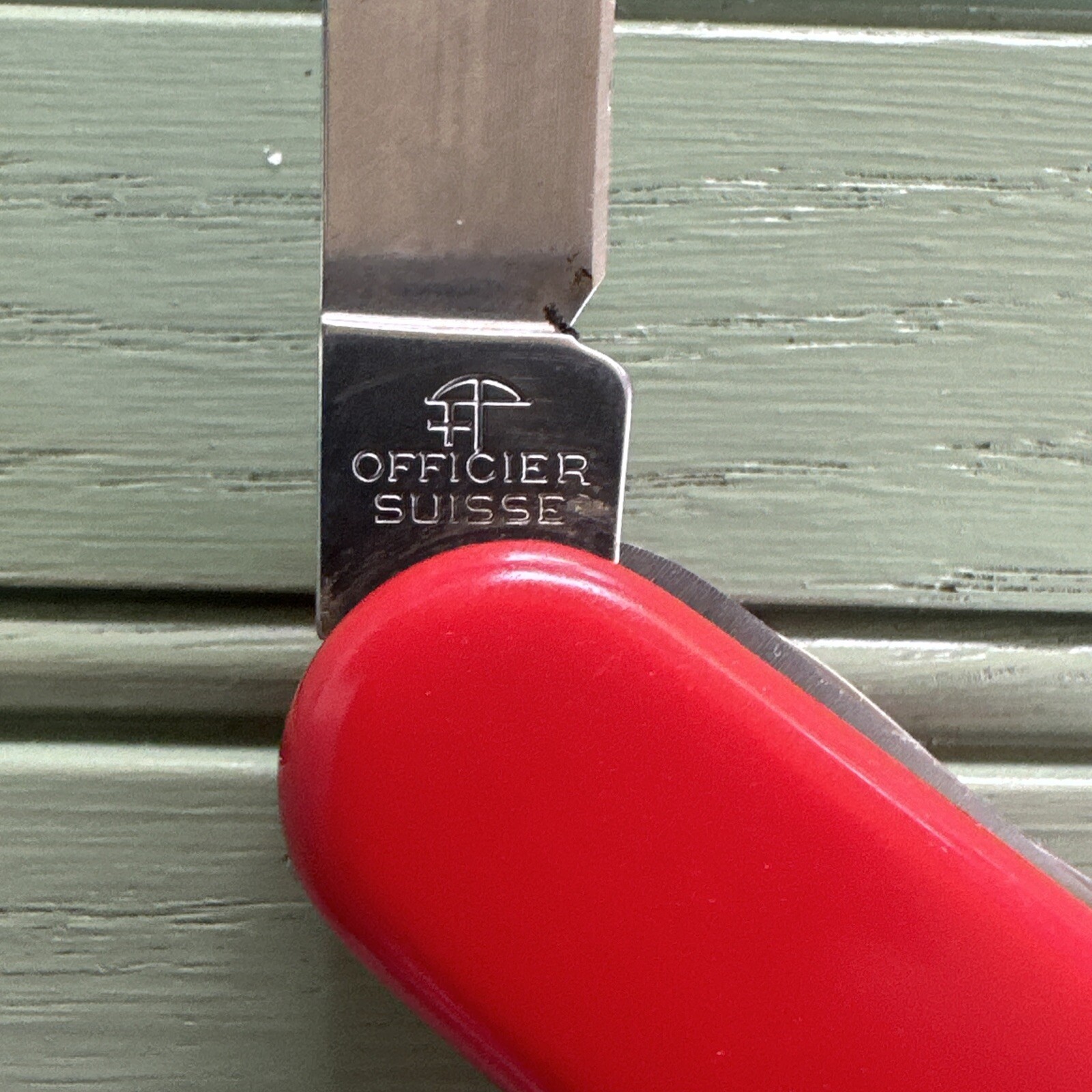1976-1985 Red Victorinox Huntsman Swiss Army Knife, fish, hike, camp, EDC