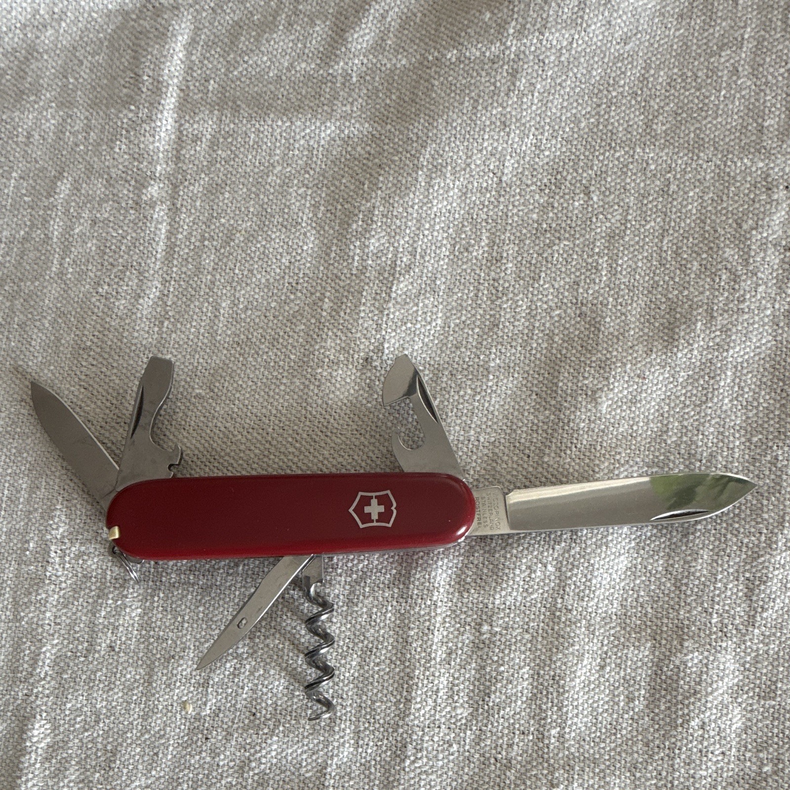 Victorinox Spartan Red Swiss Army Multi-Tool 9 Tools Corkscrew 3.25in