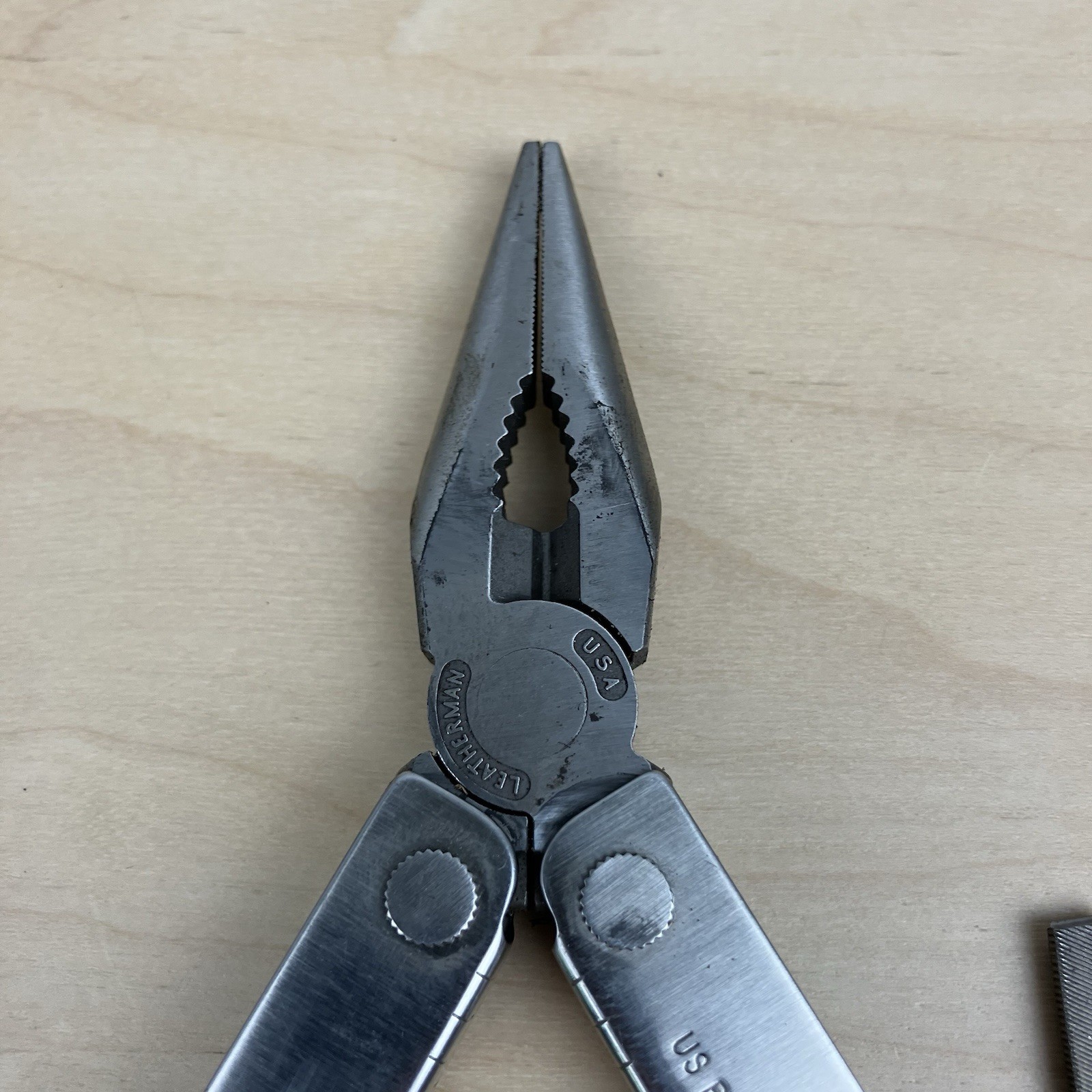 Retired 1995 Leatherman Multi-Tool US Reg TM 1325473 Portland OR w/ Leather Case