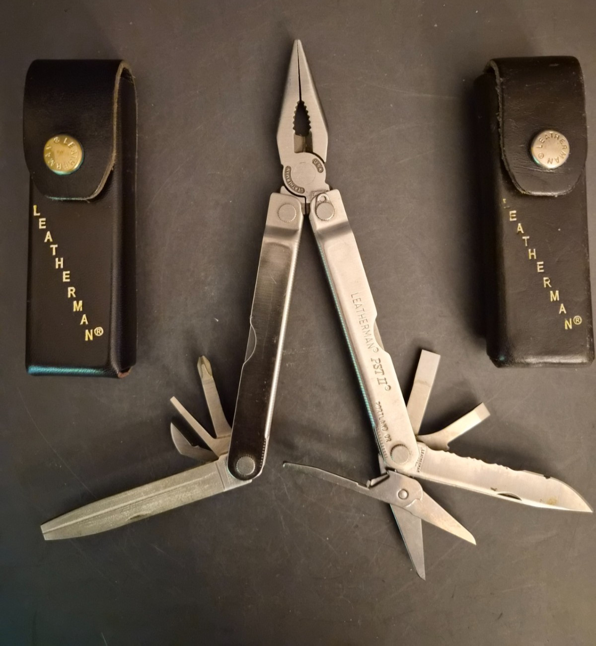 1 Leatherman Pocket Survival Tool PST ll Multi-Tool w/ 2 Sheath Portland OR USA