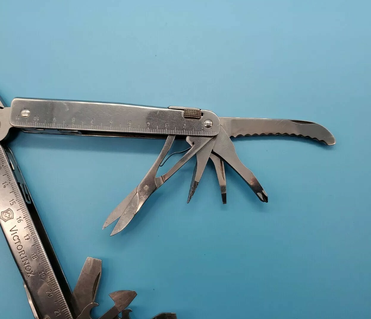 Victorinox (Swiss Army) Swiss Tool Multi Tool w/ Sheath – 1998 Version Pliers