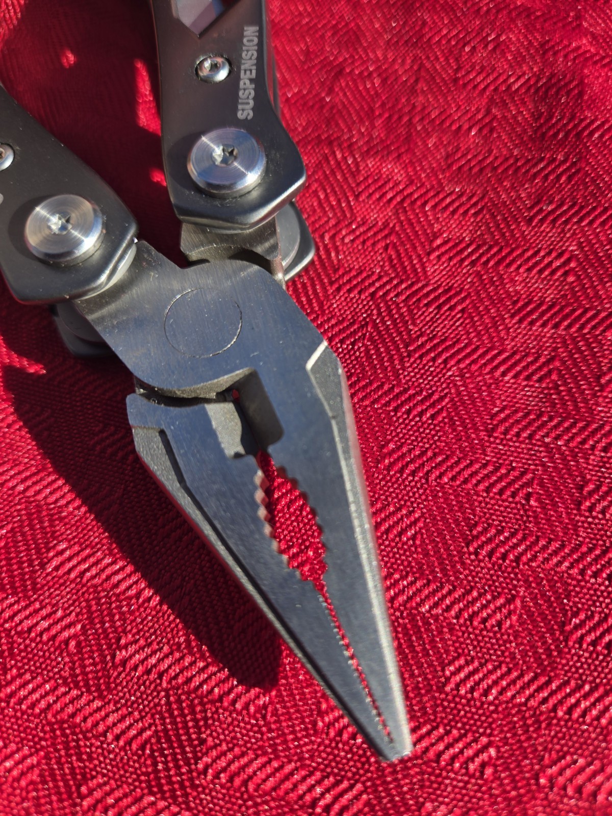 GERBER Suspension w/sheath looks and feels brand new Never Used
