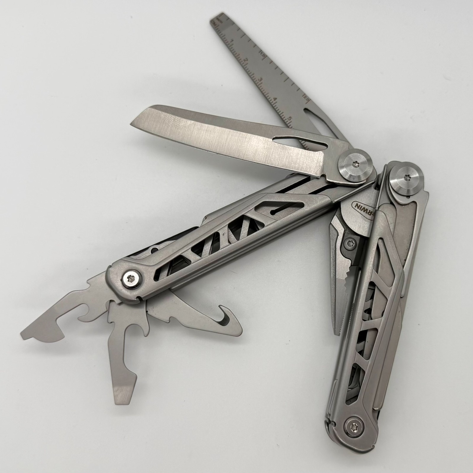 PERWIN 17-in-1 Multi-Tool Pliers Pocket Knife Saw Scissors File Self-Locking EDC