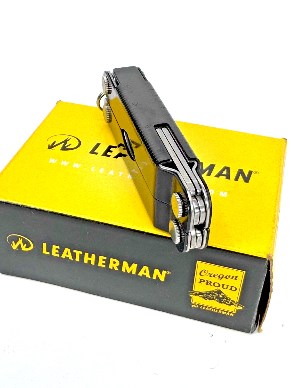 Leatherman MICRA BLACK Aluminum Multitool Keychain Key Ring Size New In Box
