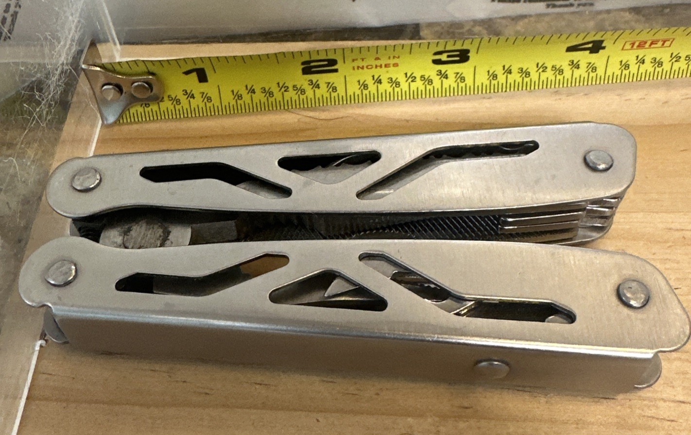 12 In 1 Multitool