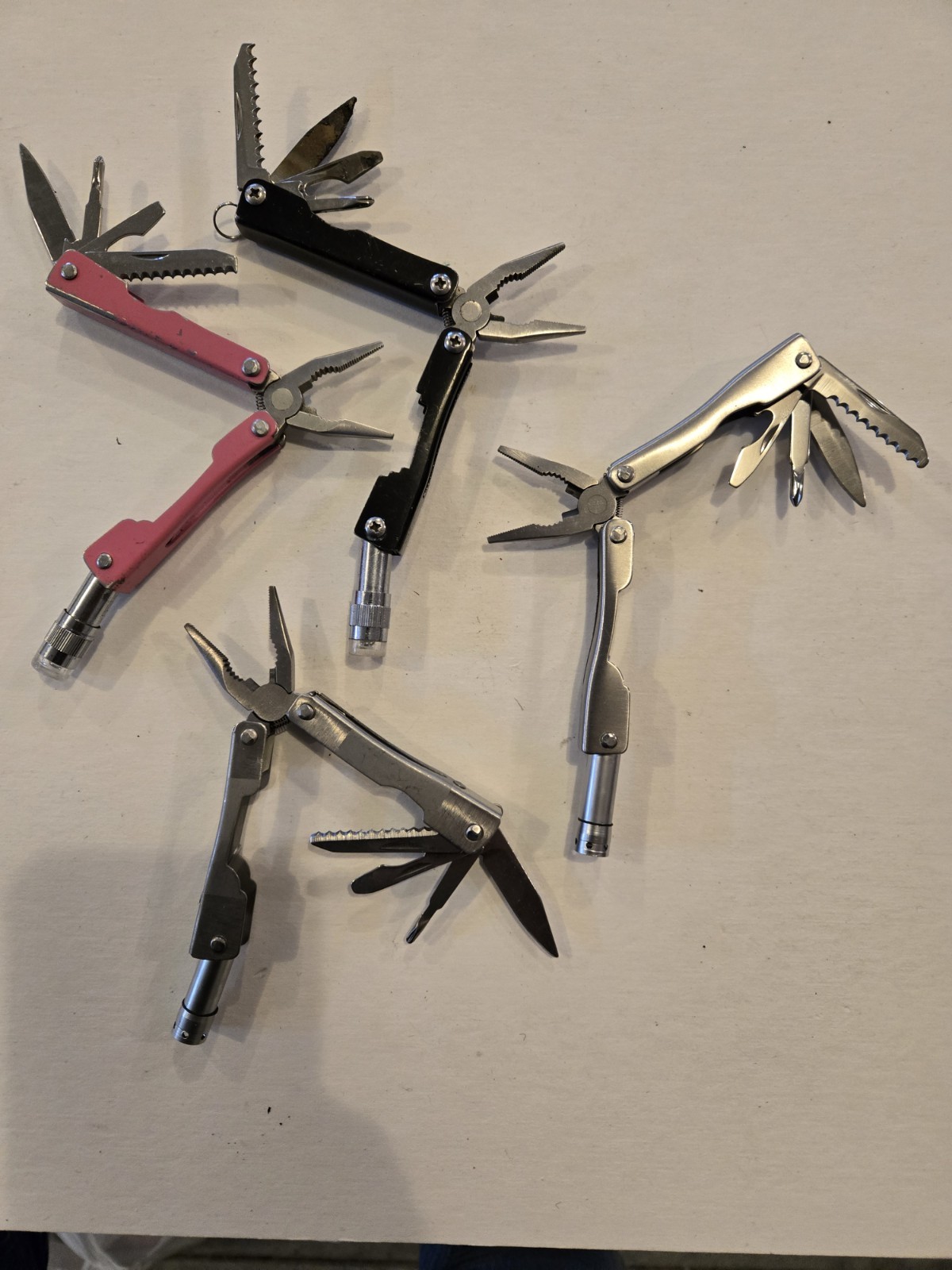 MUlTI-TOOL Mini LED Light Lot of 4, Various Colors