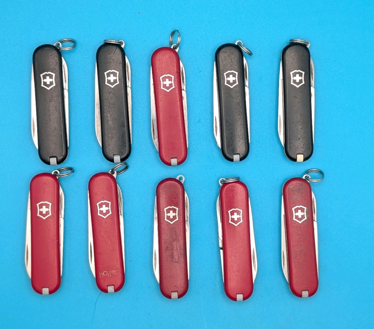 Lot of 10 Victorinox Classic Swiss Army Knife Multi Tools!