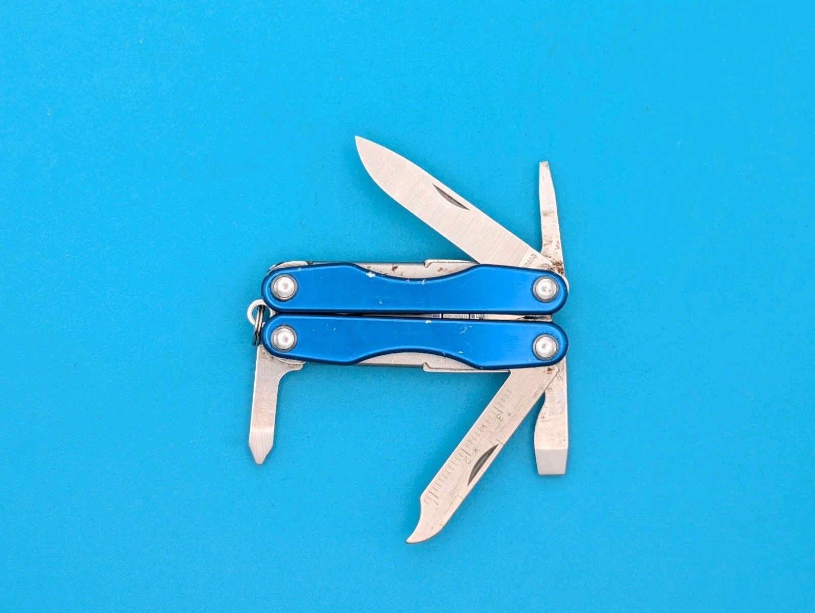 Leatherman Squirt S4 Multi-Tool, Key Ring, Retired, BLUE!
