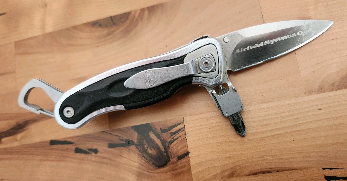 RARE Discontinued Leatherman E306X Knife Bit Holder Driver Caribiner Bottle U27