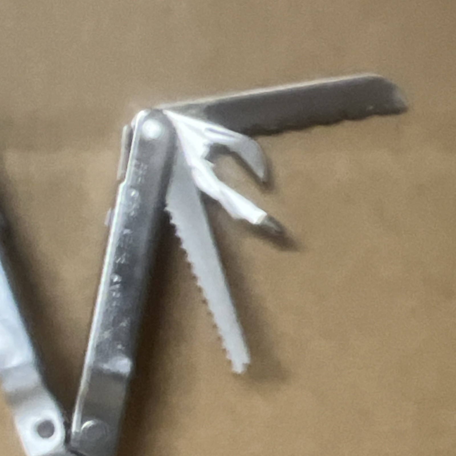 Leatherman Super Tool 200 Stainless Steel Multi-Tool Knife Plier Silver