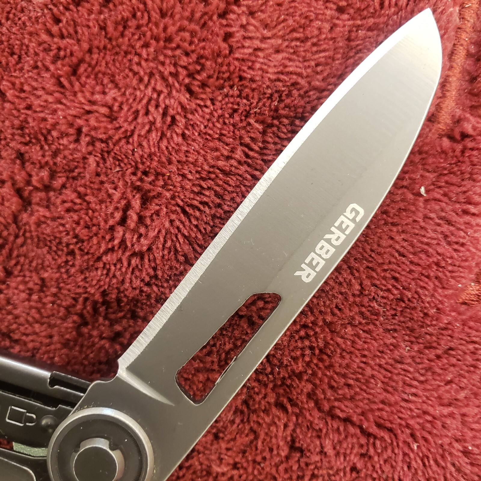 Gerber Armbar Slim Cut Multi-Tool Baltic Haze Green