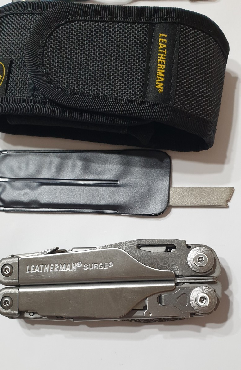 🔥🔥 Leatherman Surge Damascus Blades Rare Mint Multi Tool Rare