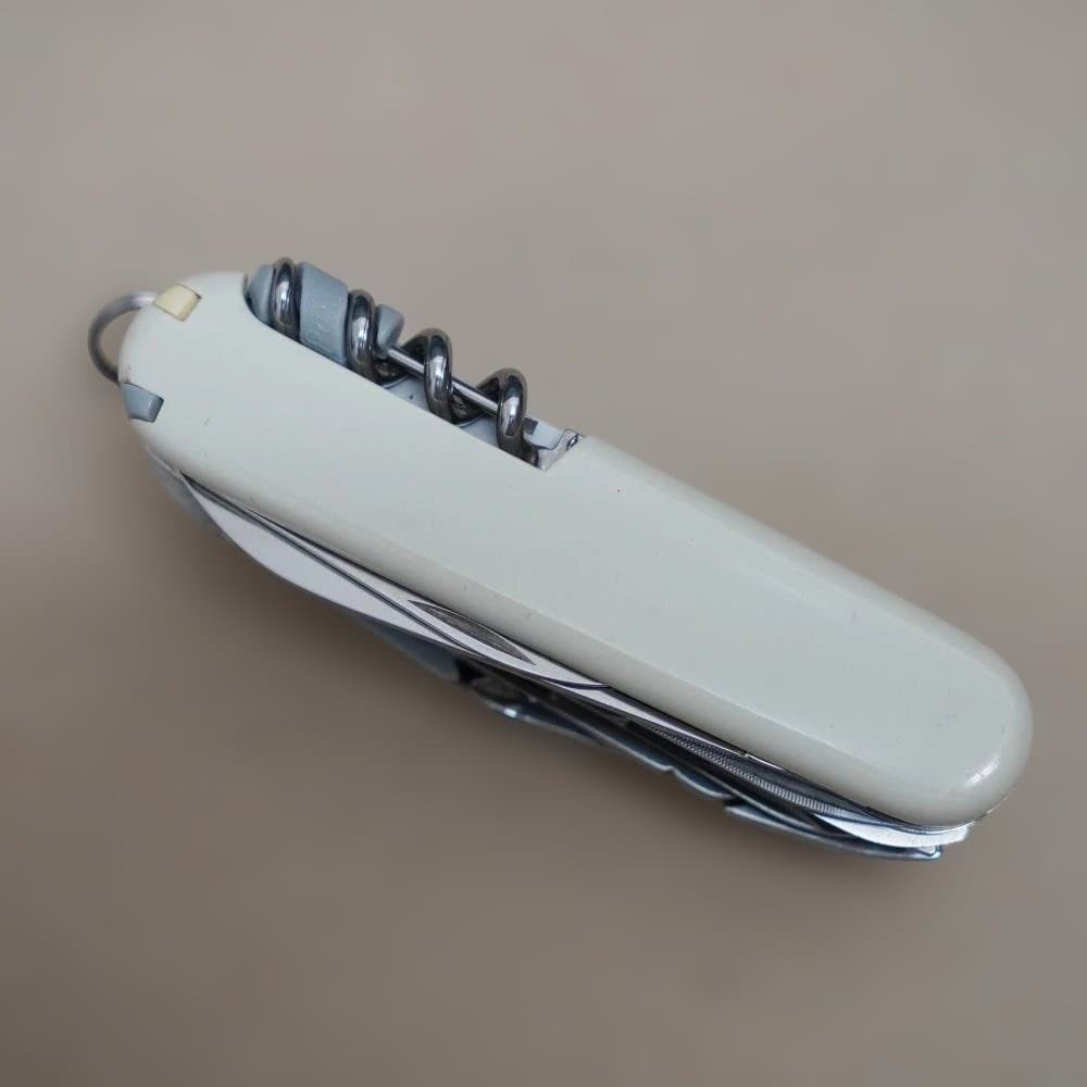 Vintage Victorinox Swisschamp White Multi Tool Knife w/Leather Case