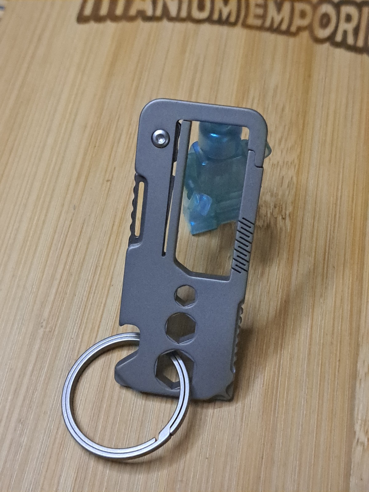 EDC Titanium Carabiner Multi-Tool