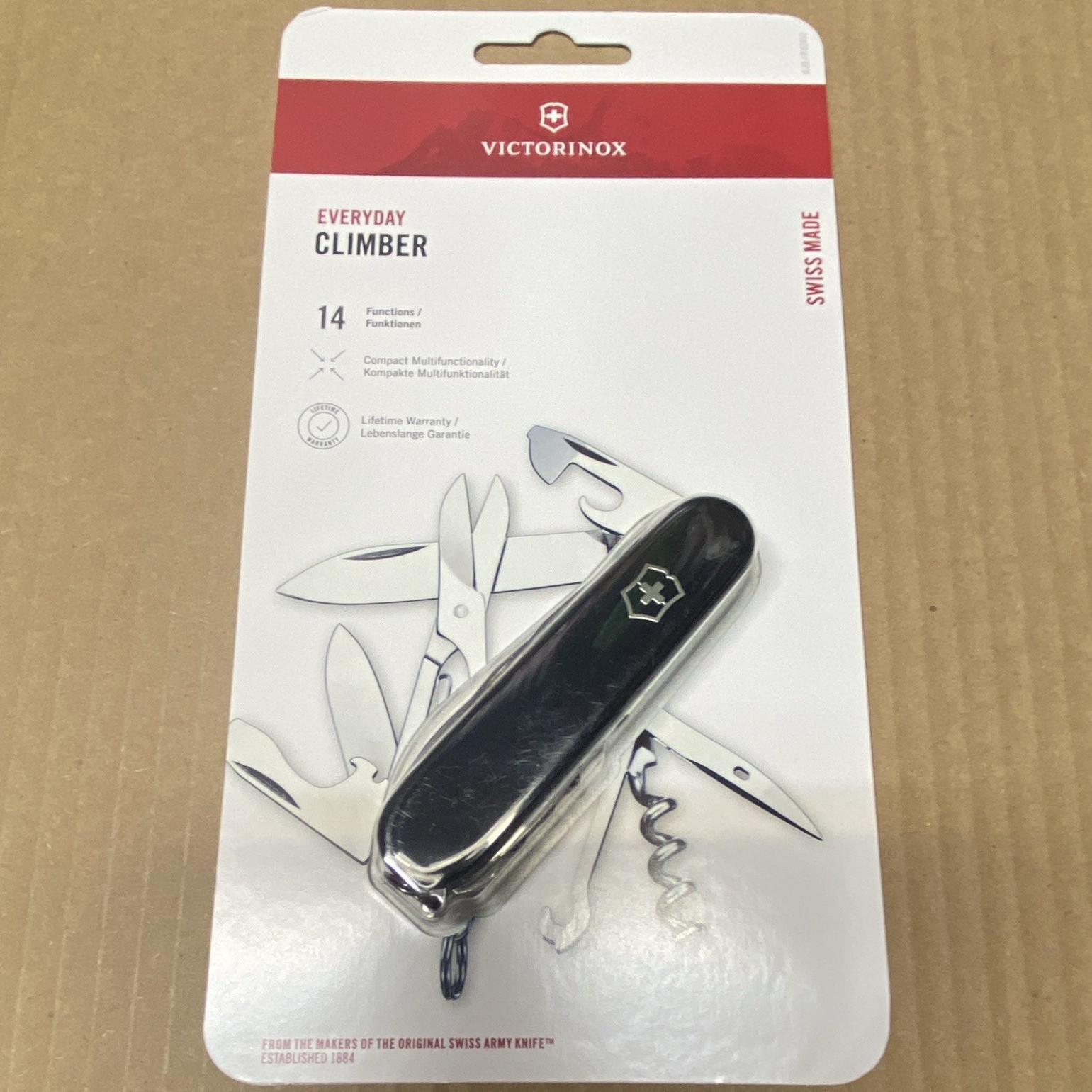Victorinox Swiss Army Climber 14-Tool Multi-Tool Pocket Knife Black