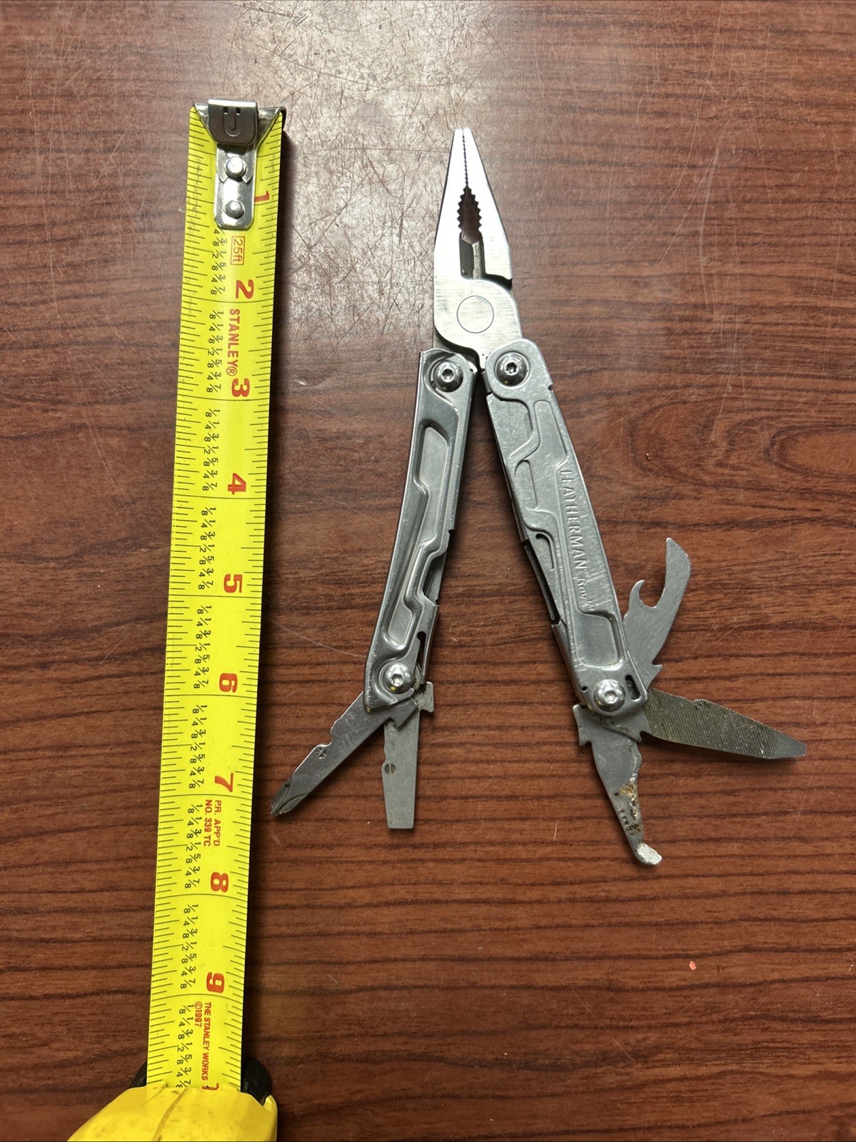 Leatherman Rev 3.8″ Multi-Tool, Stainless