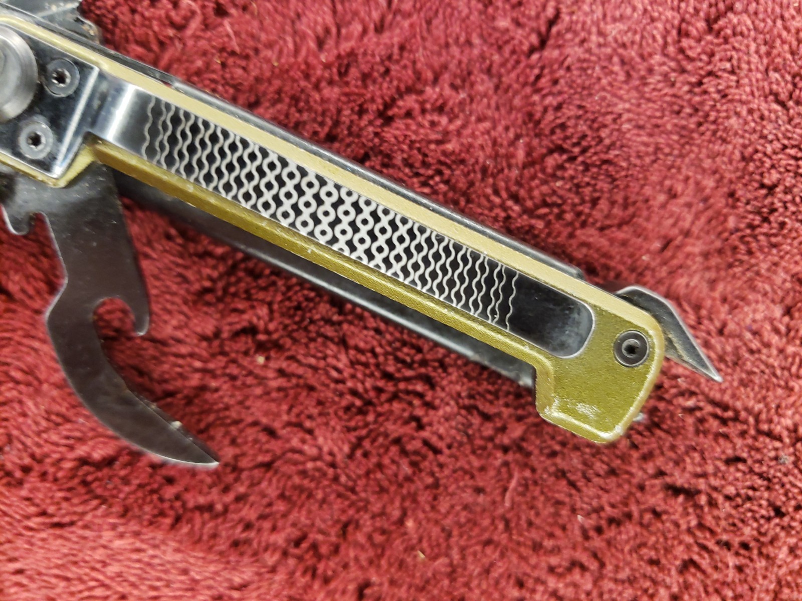 Gerber Armbar Scout Multi Tool 7 Tools Pocket Clip Black & Green