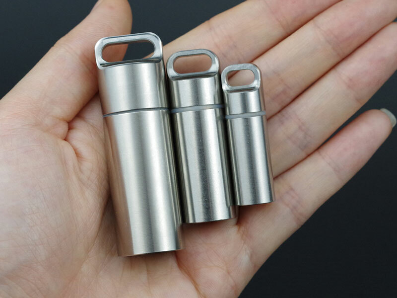 Hight Stainless Steel Waterproof Charm Pendant Pill Storage Container EDC Tool