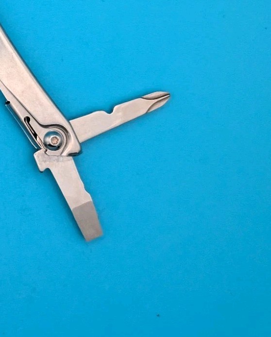 Leatherman Bolster 13 Tool Stainless Steel Multi-Tool!