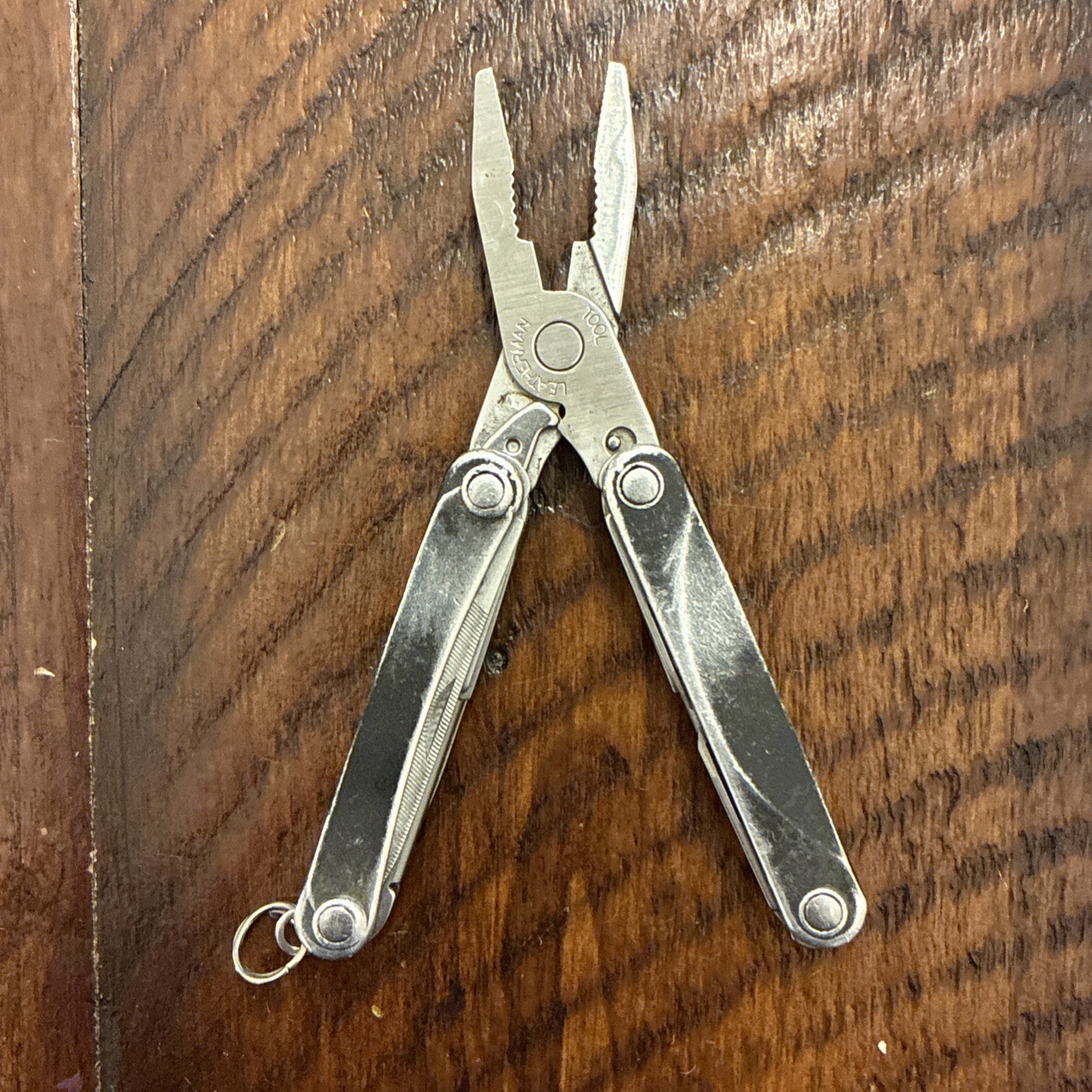 Leatherman SQUIRT PS4 Multi-Tool With Pliers Scissors Knife – Read Description