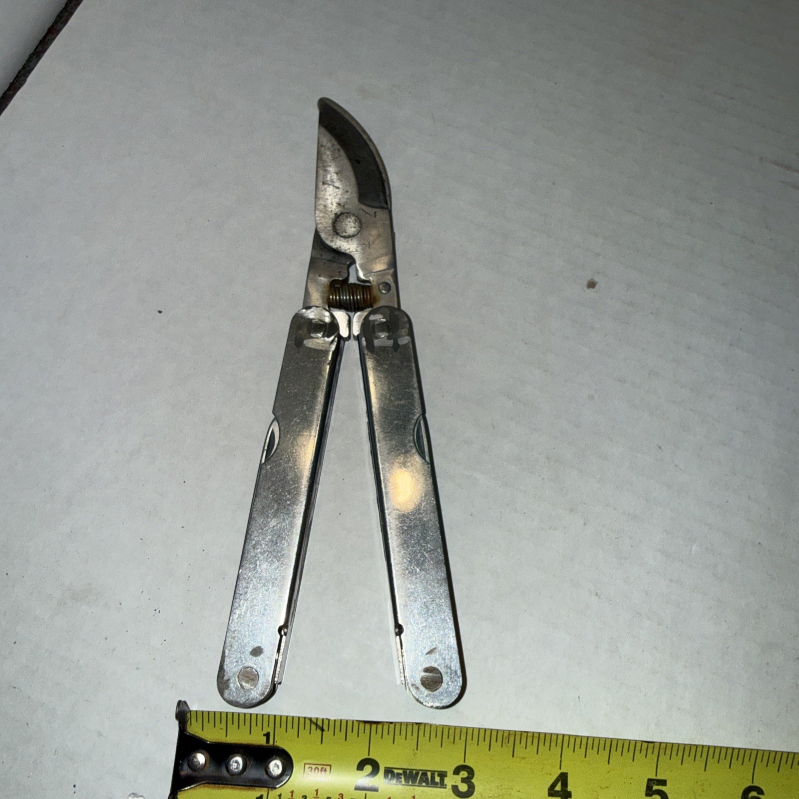 Multi Tool Lot Of 7 Small to medium size UST Ozark Trail Trim Sheffield Rusty !!