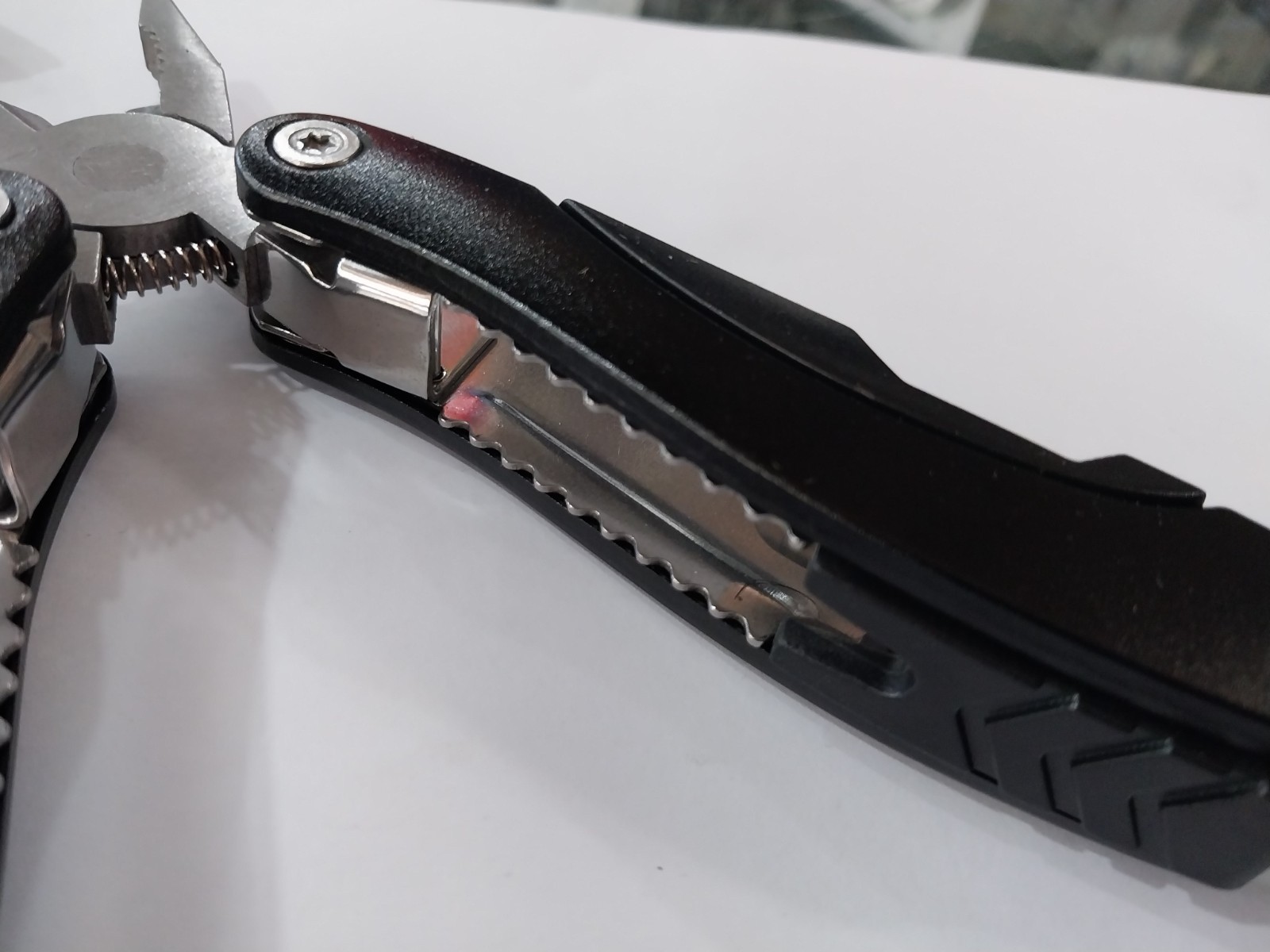 WORKZONE Multi Tool PLIERS IN POUCH