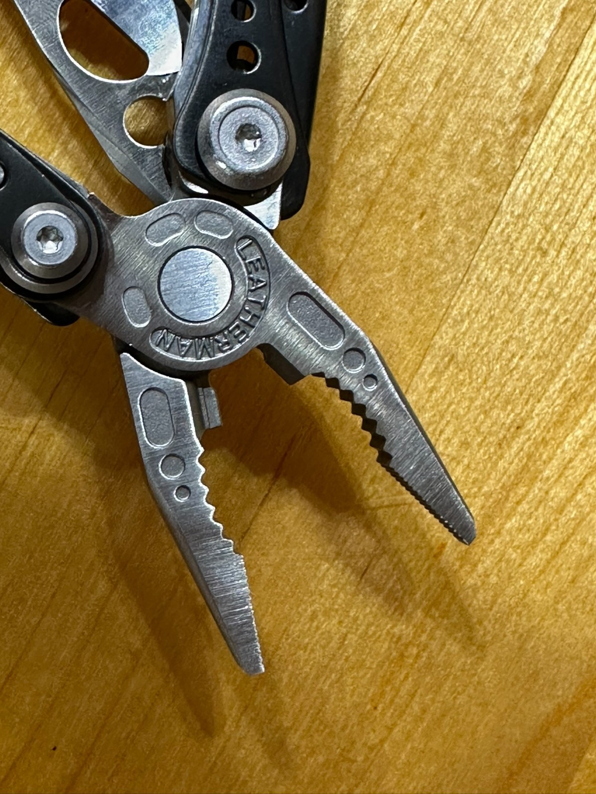 Leatherman Skeletool CX 7-in-1 Multi-Tool 154cm blade
