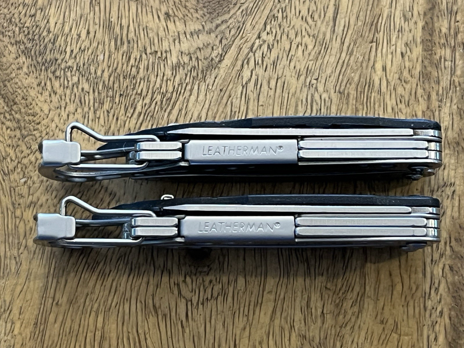 Retired Leatherman Style CS Multi Tool Knife File Scissor Carabiner (Lot Of 2)