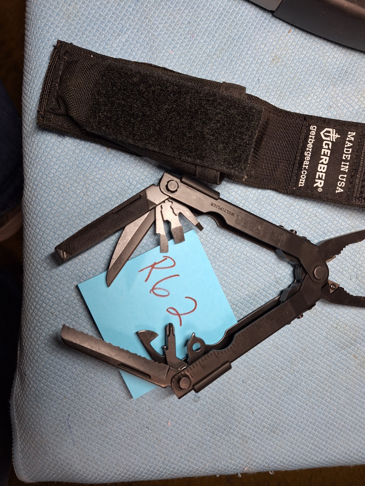 1 BLACK Gerber BLUNT NOSE PLYERS Multi Tool Fishing Camping LOT R62