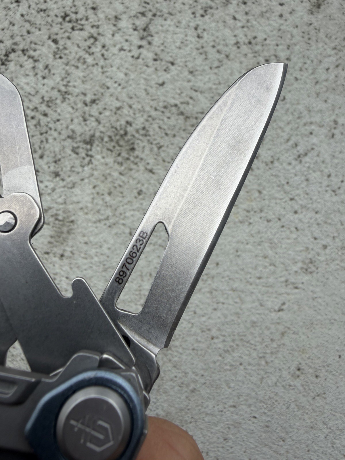 GERBER GEAR ARMBAR DRIVE 8-IN-1 MULTI-TOOL URBAN BLUE 31-003704, EXCELLENT!