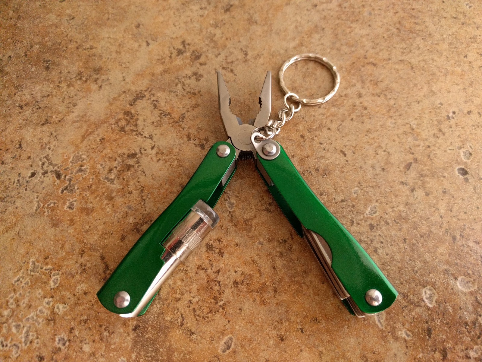 Cabelas Multi-Tool Flashlight Knife Can Opener Pliers Screwdriver Carry Pouch