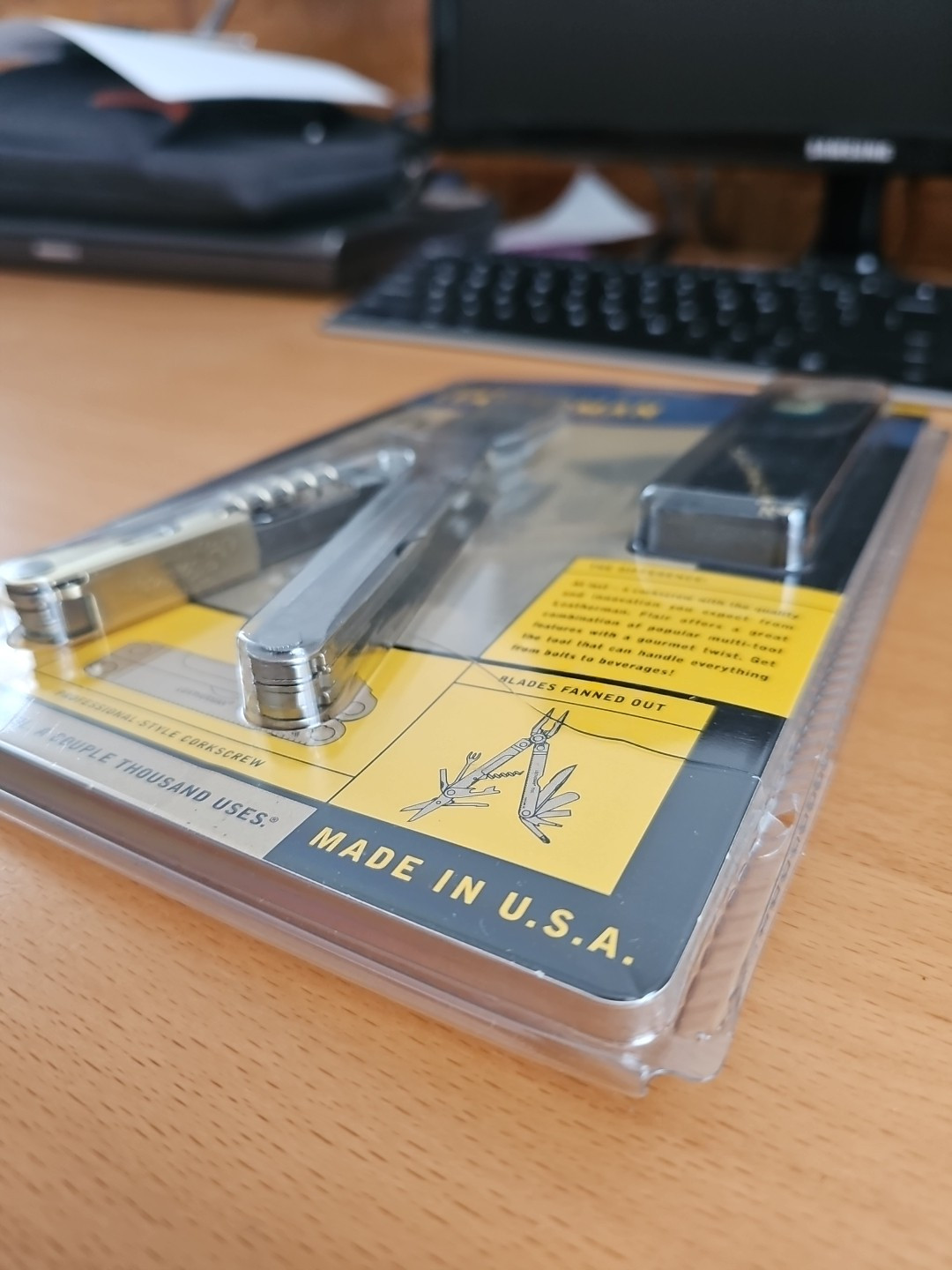 LEATHERMAN FLAIR ORIGINAL BLISTER PACK MULTI TOOL NEW