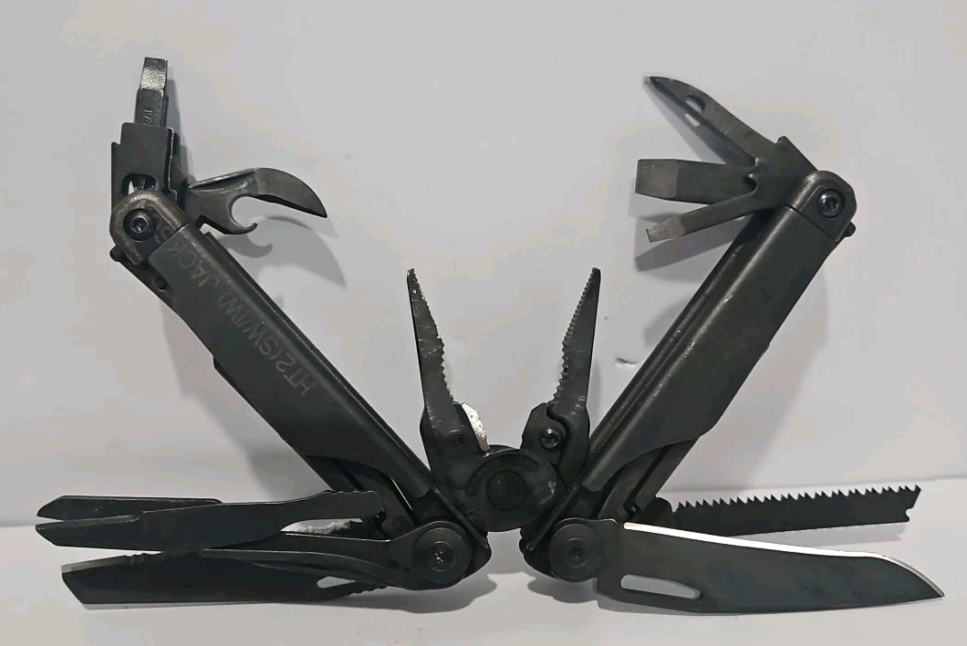Leatherman Surge Black Oxide multi-tool! Rare US Navy Issued!