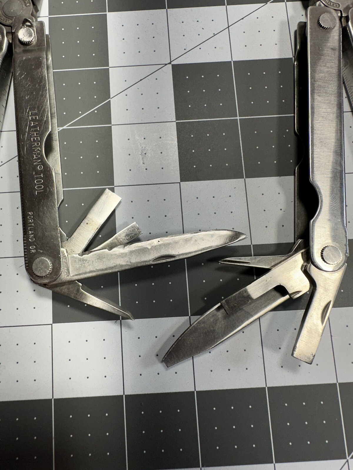 Leatherman PST POCKET SURVIVAL TOOL – Vintage – Lot Of 2 – FLAW See Photos 6866