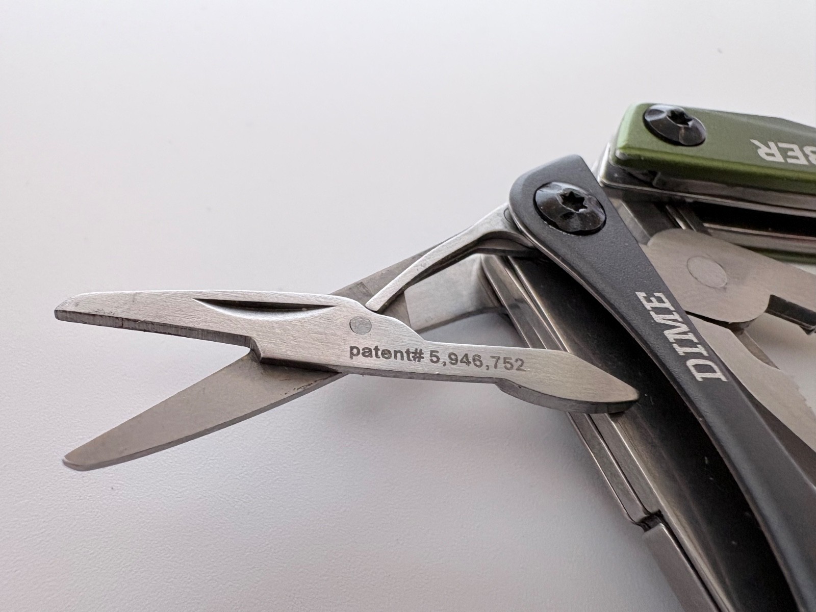 Gerber The Dime Multi-Tool Original New in Box Green