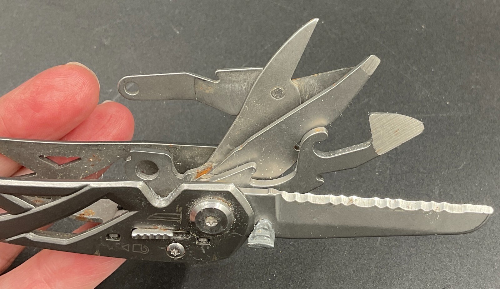 Gerber Suspension Multitool – Silver