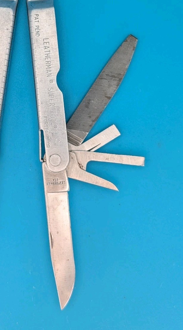 LEATHERMAN Super TOOL Multi Function Tool PLIERS, Stainless! 11/97 DATE