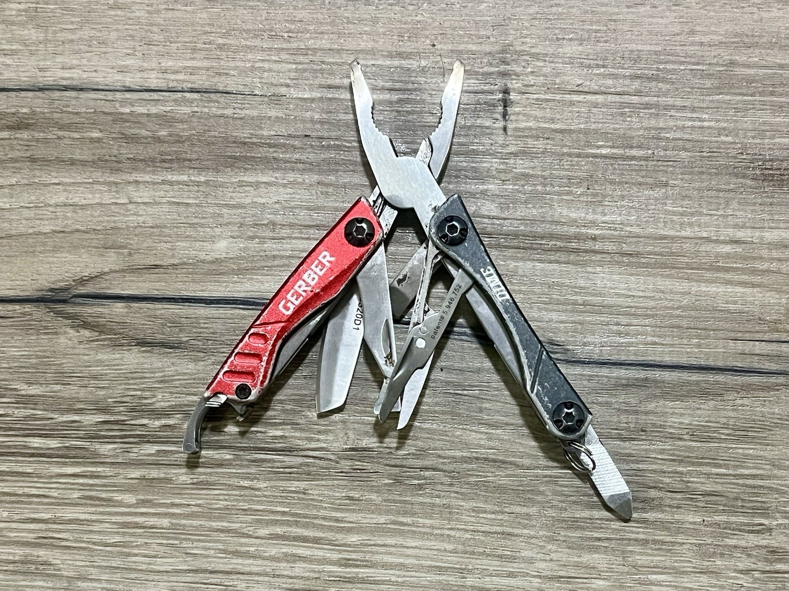 Gerber Dime Folding Multi Tool Red EDC Pocket Knife