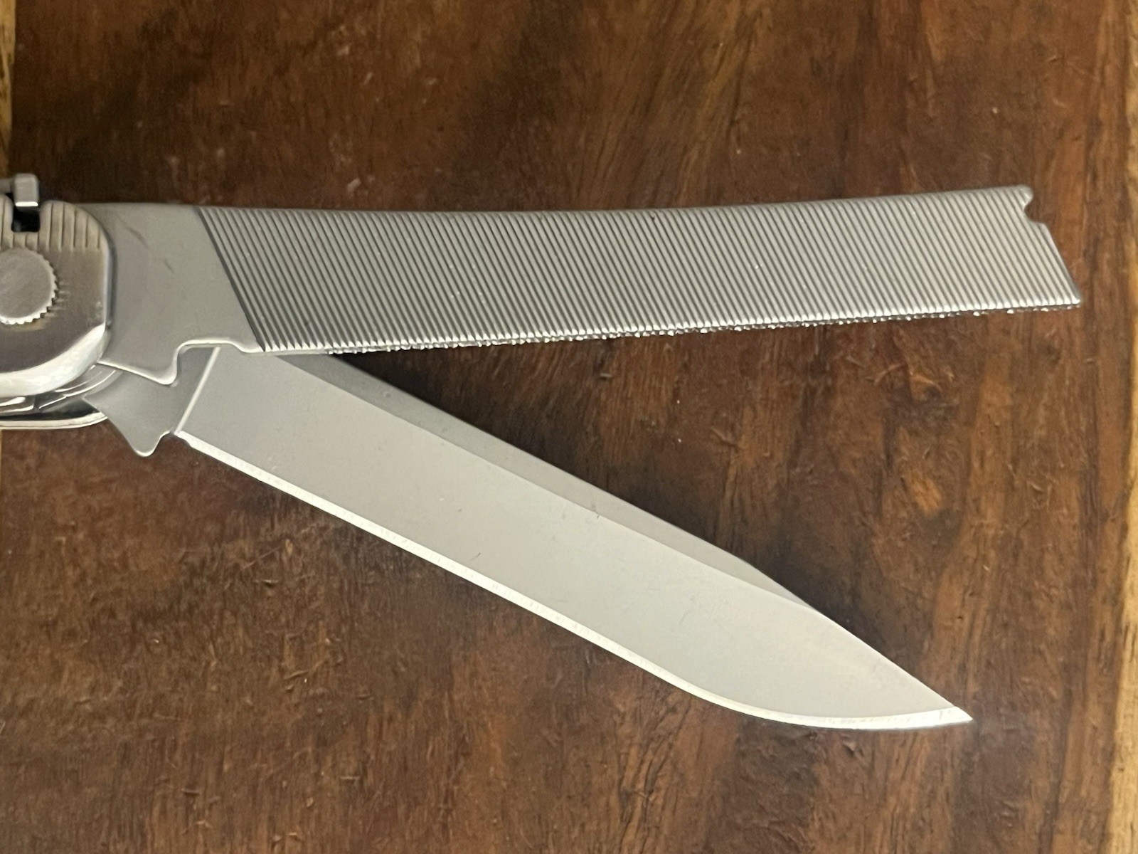 Leatherman Super Tool 300 Multitool SUPER NICE!! w/Beautiful Sheath