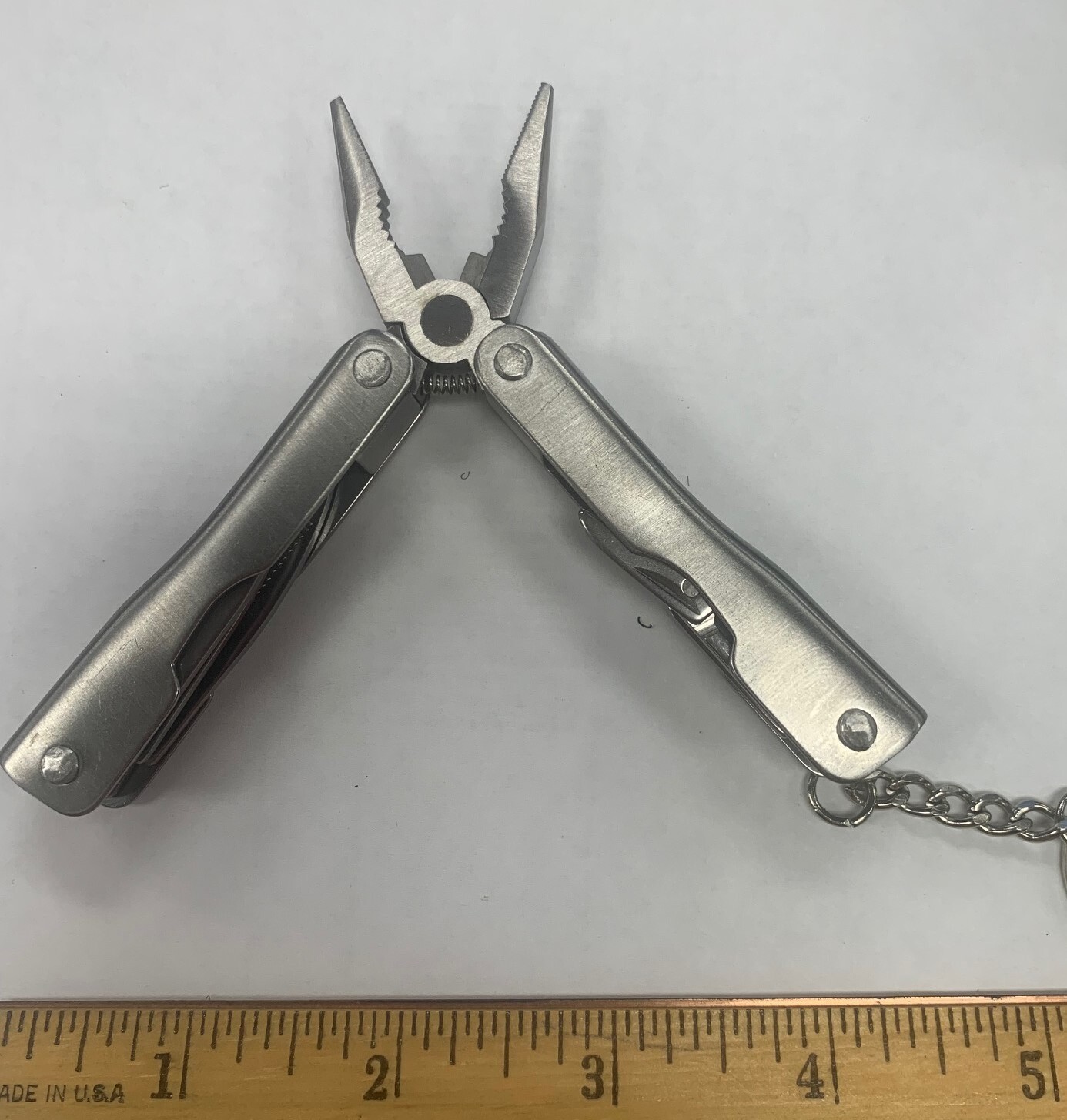 Multi Tool 7 in 1 Mini Multi Tool NEW with Case