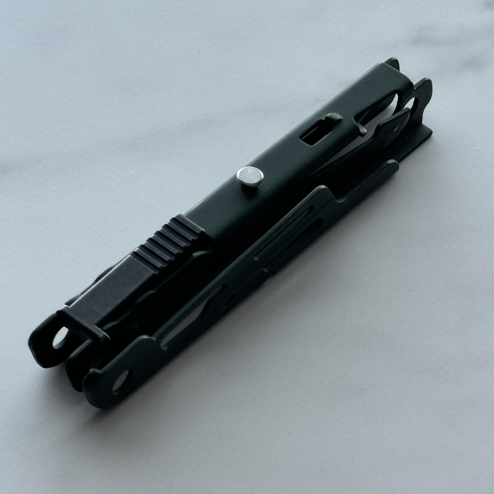 Leatherman Signal Green frame w/Coordinates and Black push lever