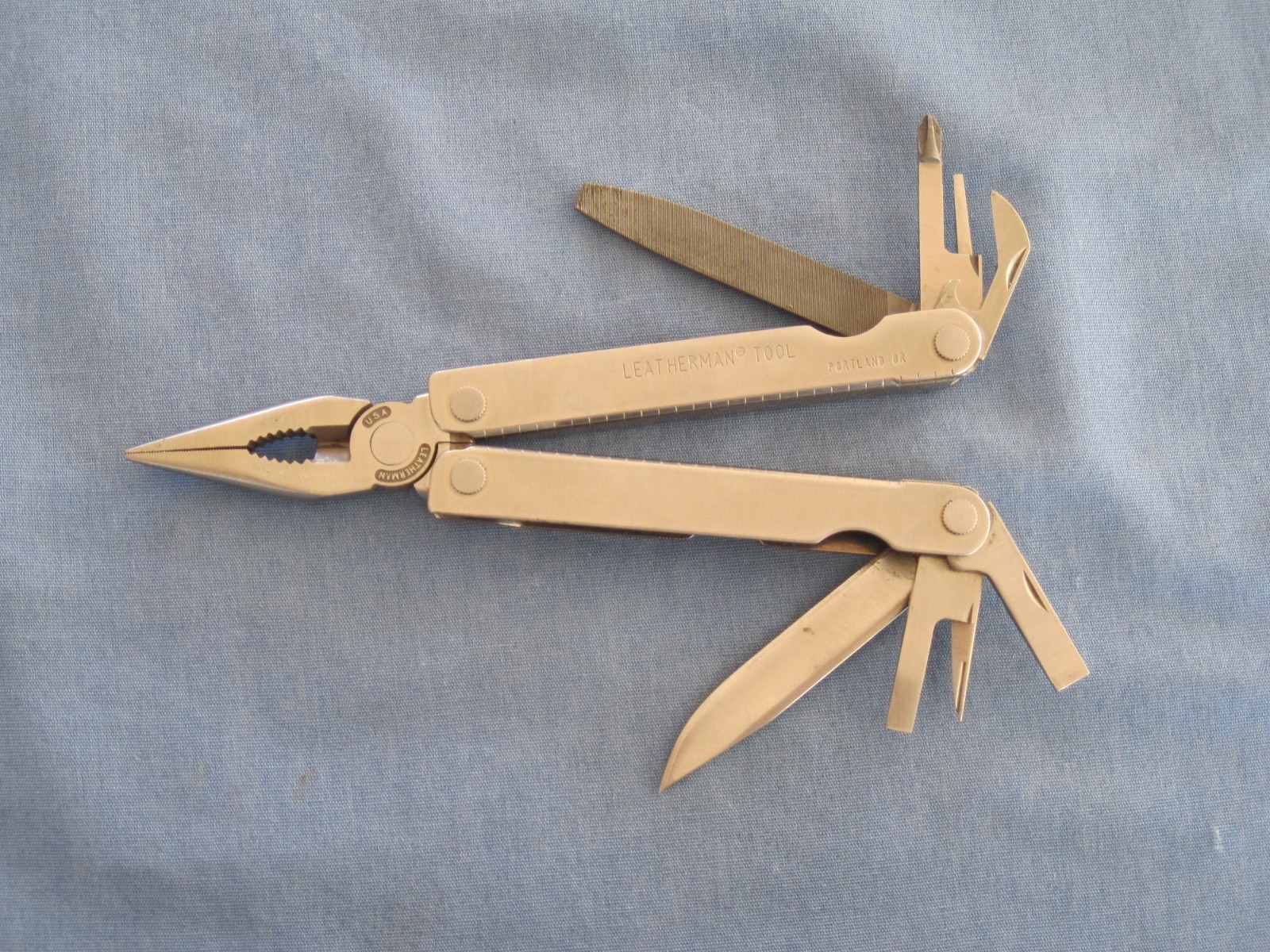 LEATHERMAN PST 97 SURVIVAL TOOL WITH TOOL ADAPTER & BIT SET
