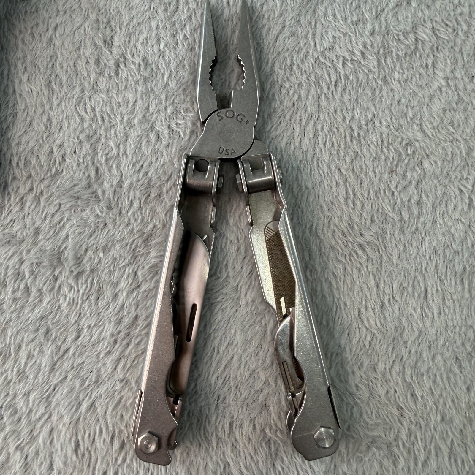 SOG ParaTool Multi-Tool + Sheath New Old Stock Made in USA B529