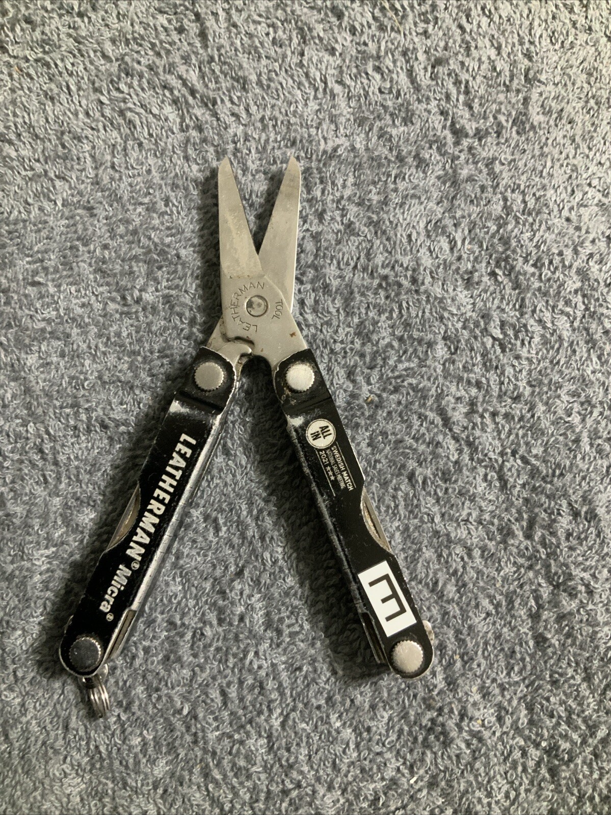 Leatherman Micra Multi-Tool Knife, Scissors- Black (E)