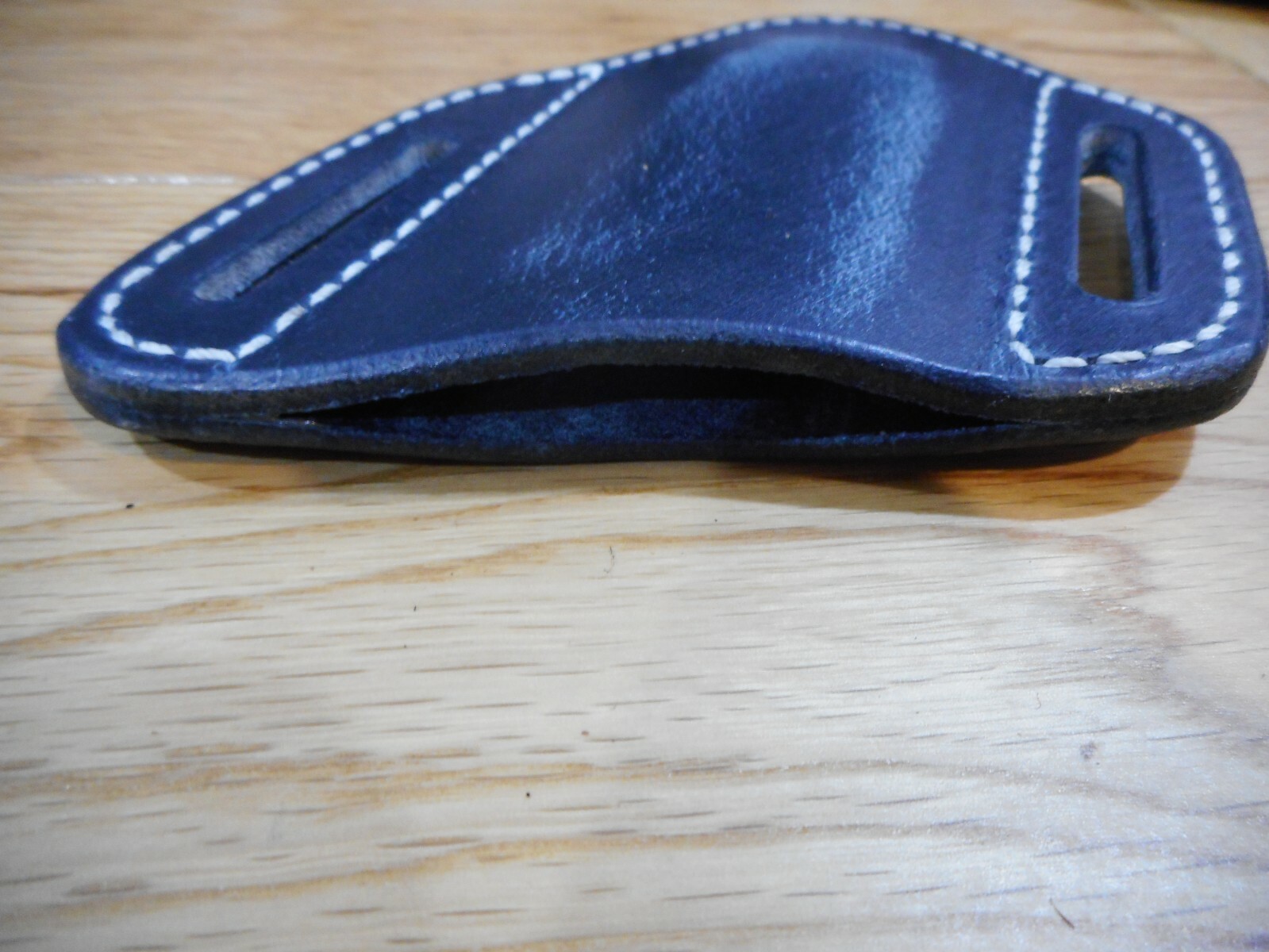 Leatherman Wave oil tanned Gray Buffalo leather quick draw sheath. Sheath only.