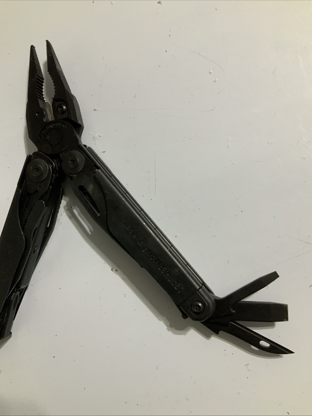 LEATHERMAN SURGE 19-In-1 Black Oxide Heavy Duty Multitool – V17